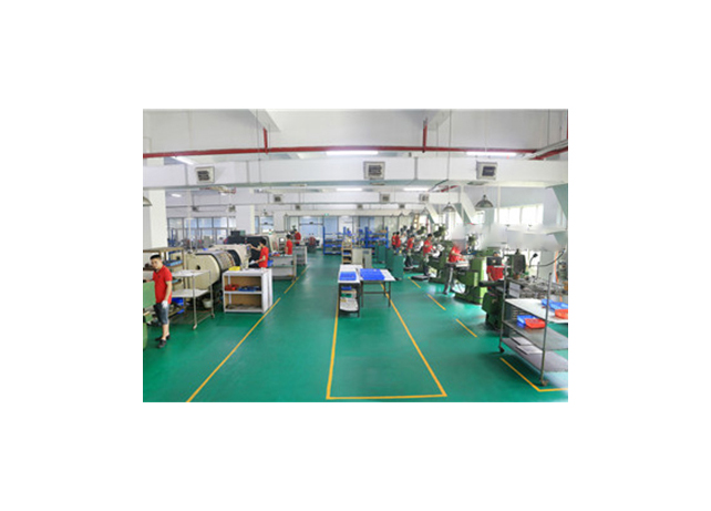高精度生產(chǎn)設(shè)備，高質(zhì)量生產(chǎn)人員，交期有保障